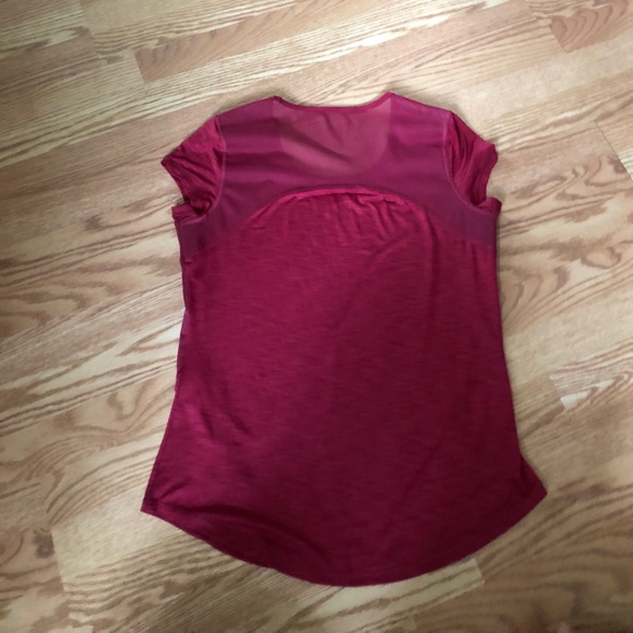 ATHLETIC WORKS - Red mesh workout top - Picture 2 of 2